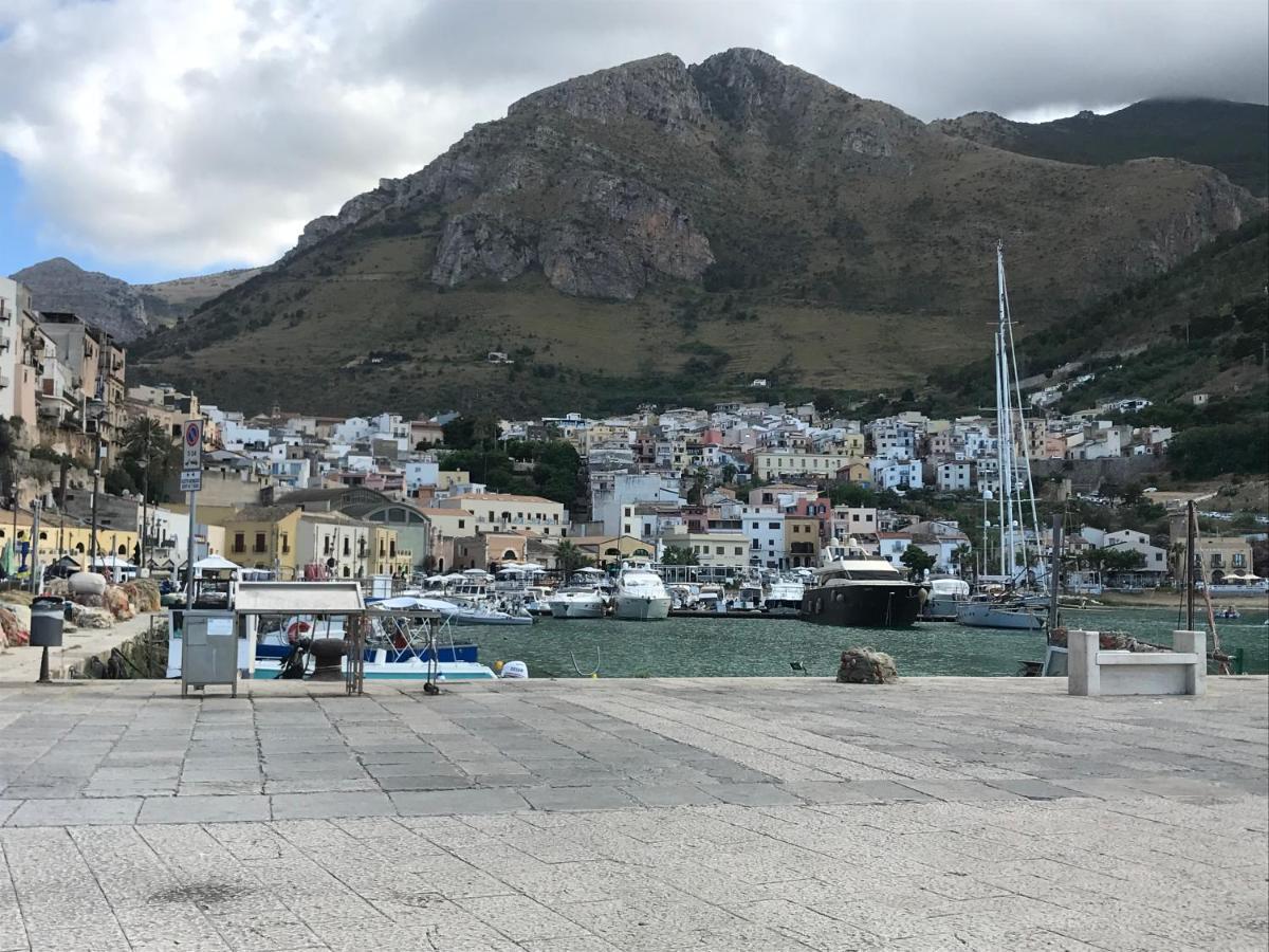 Giulia'S Place-Locazione Turistica Villa Кастеламаре дел Голфо Екстериор снимка